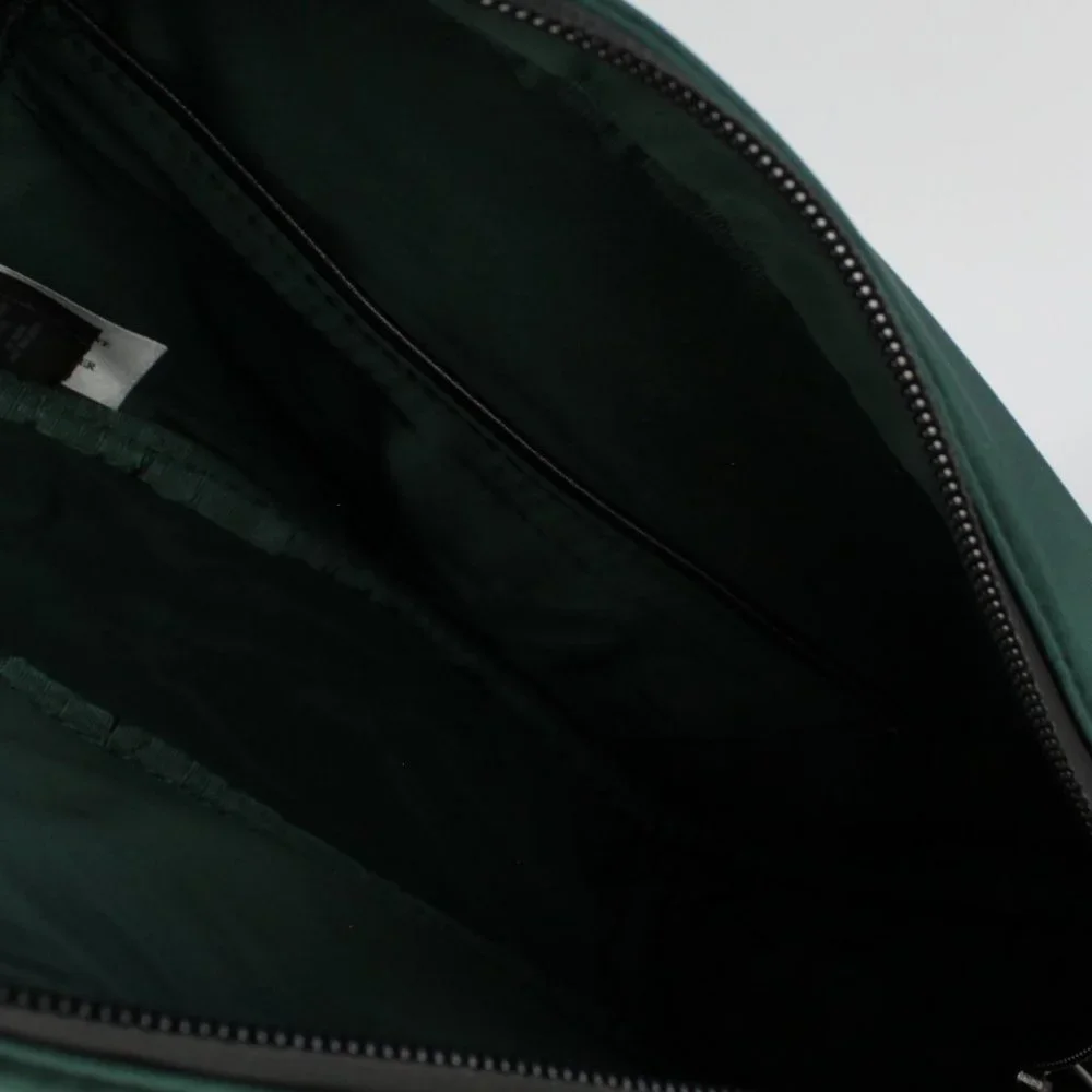 Ted Baker London color emerald
